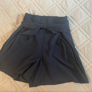 Athleta Skyline Short Navy